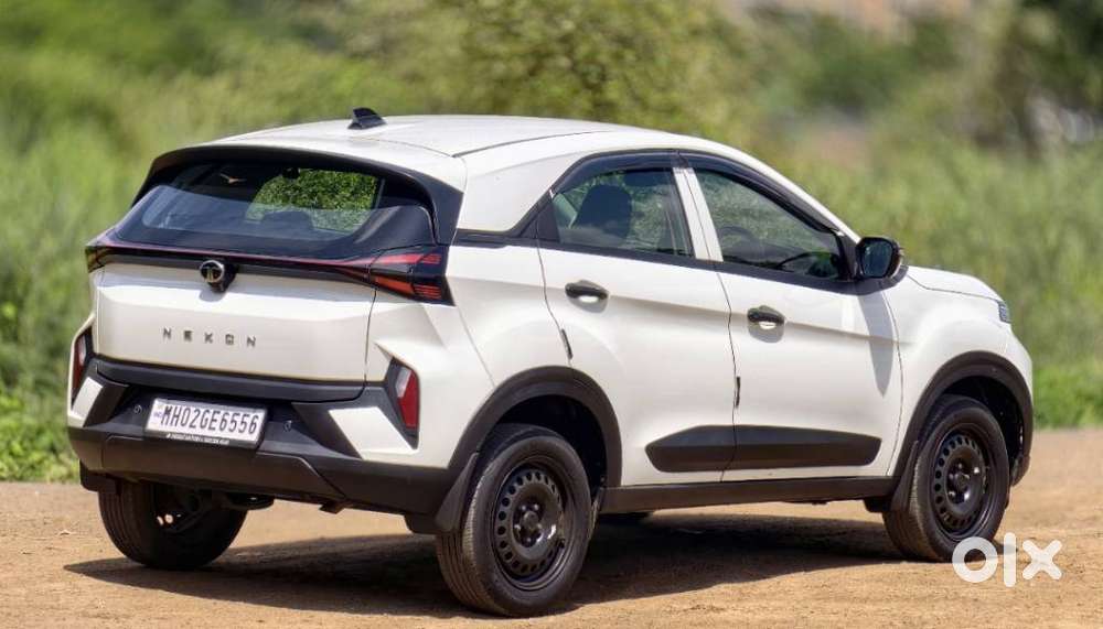 Tata Nexon 1.5 Revotorq Xt, 2024, Diesel