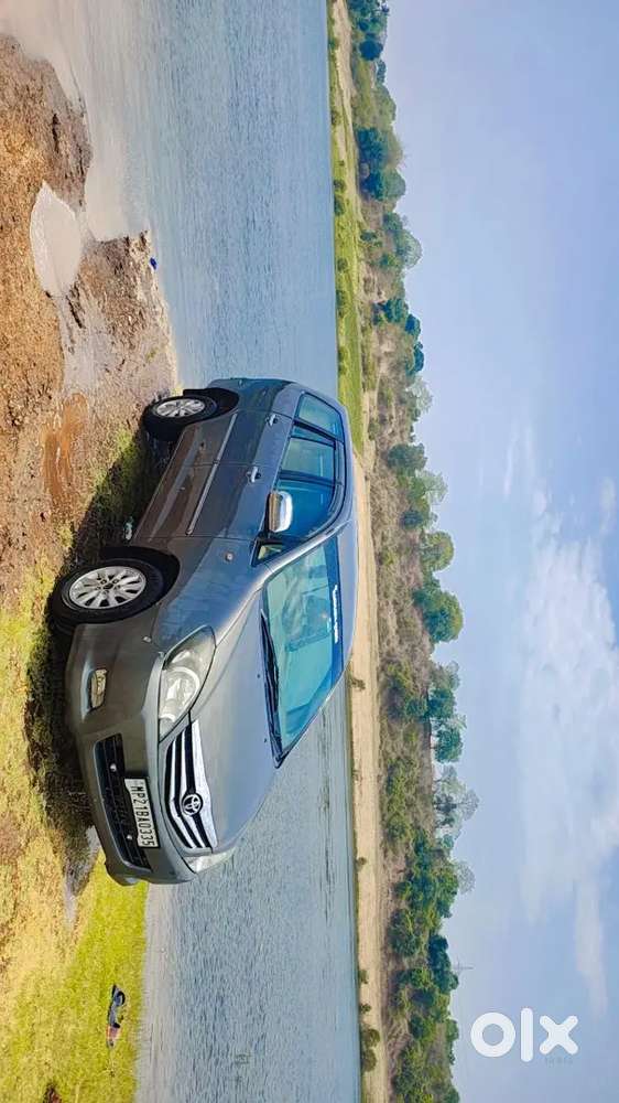 Toyota Innova Diesel 2011