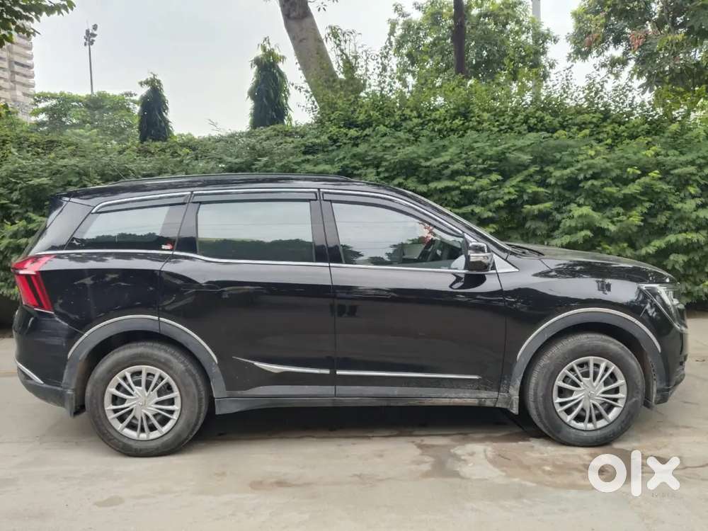 Mahindra Xuv700 7 Seatr  2025 Year
