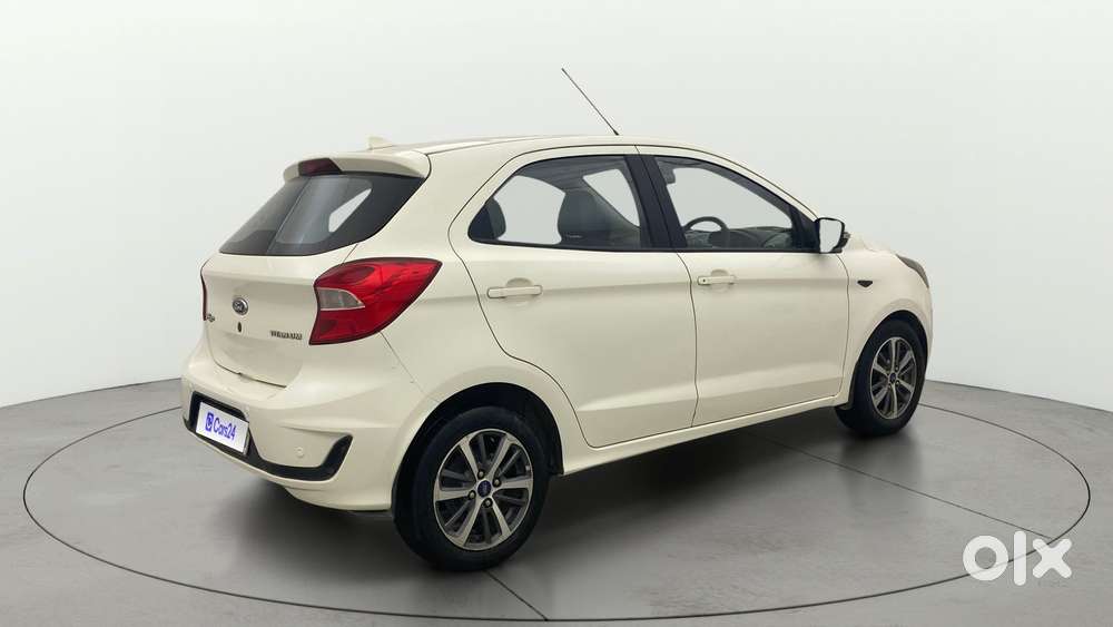 Ford Figo 2012-2015 Petrol Titanium, 2020, Petrol