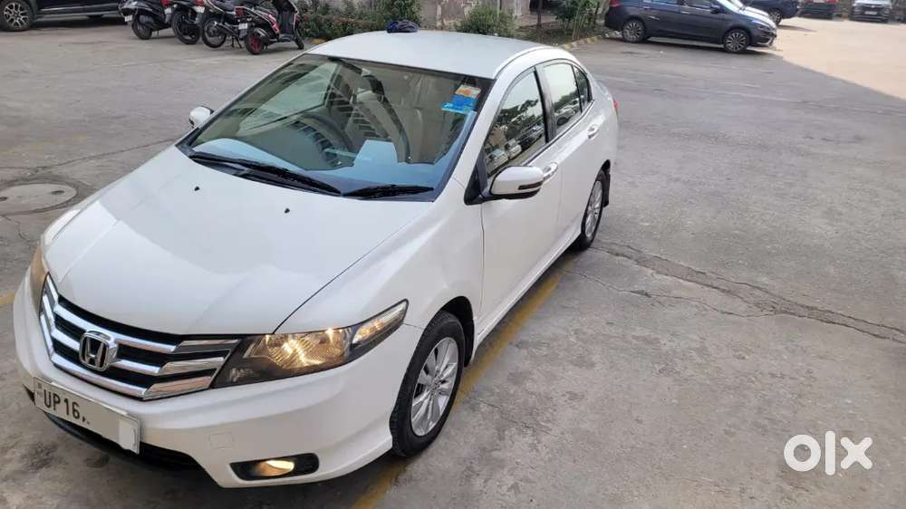 Honda City 2013 Cng & Hybrids 100000 Km Driven