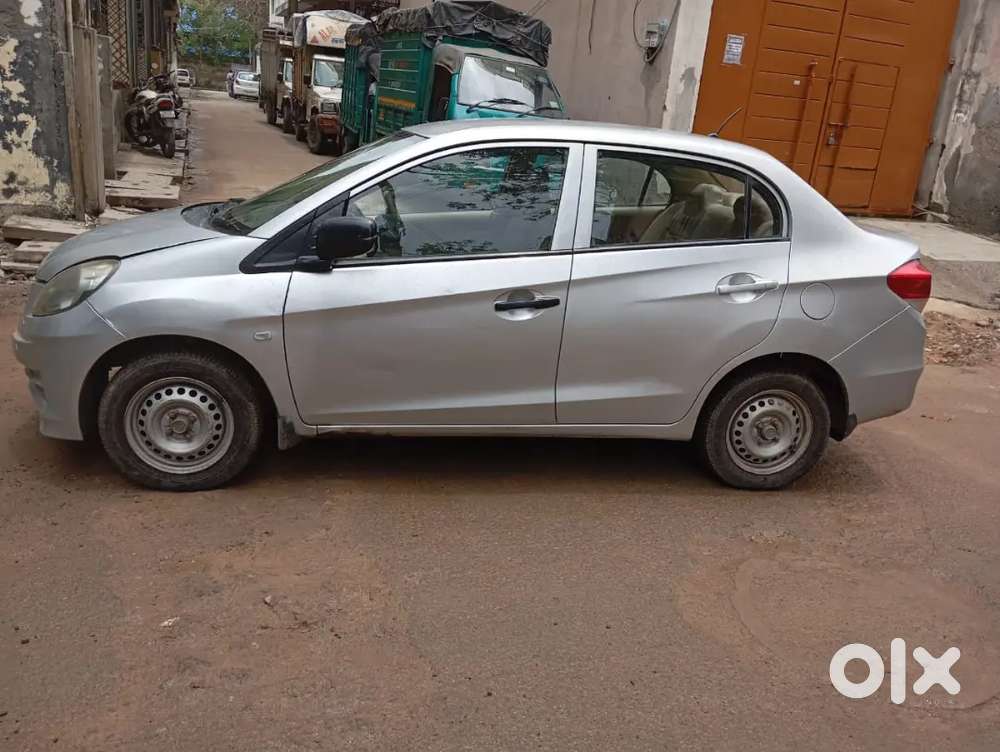 Lady Driven Honda Amaze 2015 Petrol Manual