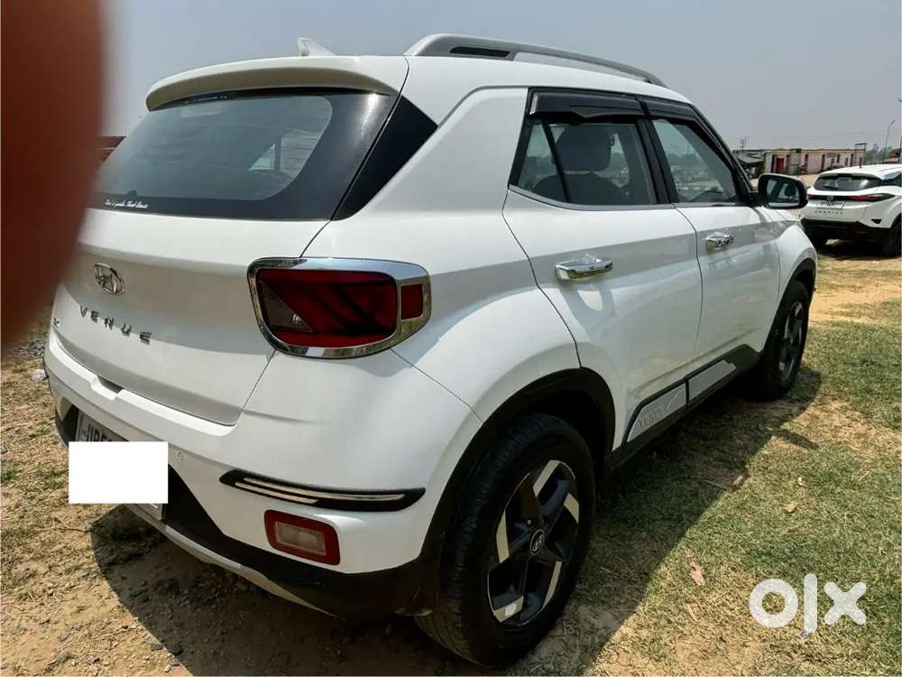 Hyundai Venue 2020 Diese Sunroof Top Module  89000 Km Driven