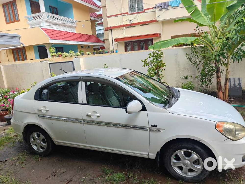 Hyundai 2009 Model 1.5 L Crdi  Vgt Sx( Urgent Selling)