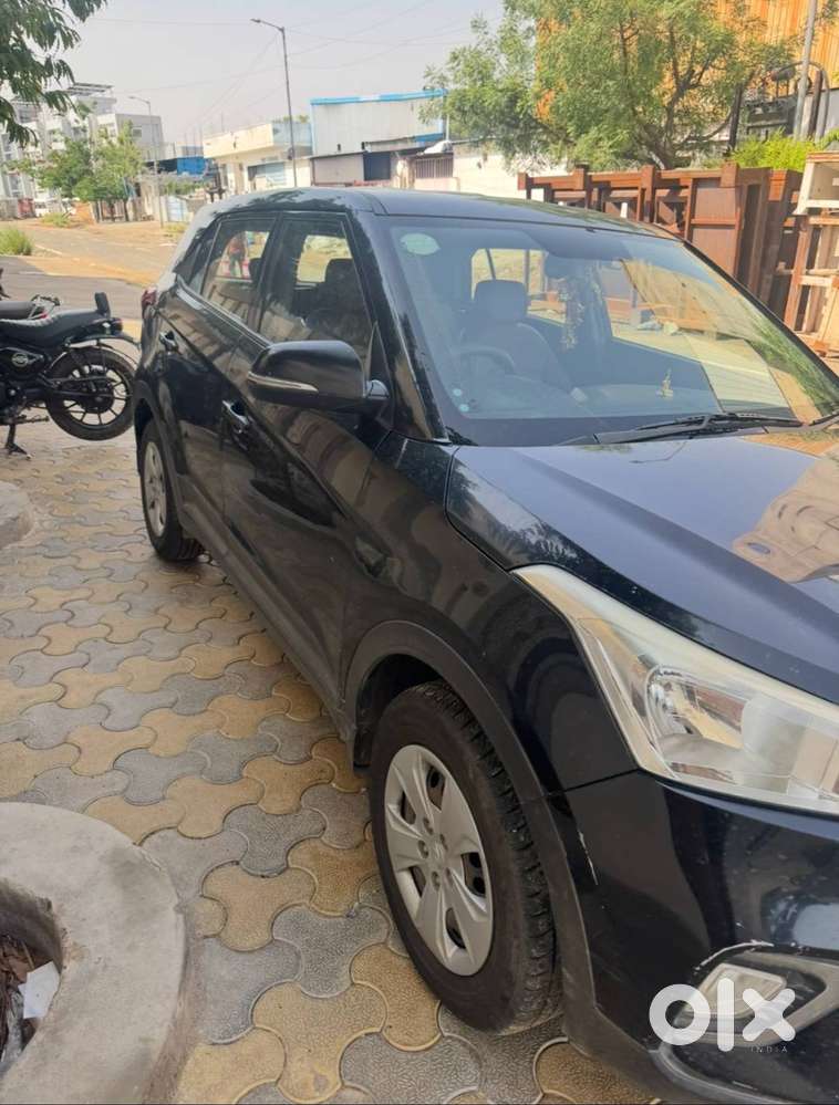 Hyundai Creta 2019 Diesel Well Maintained , All 4 New Tyre And Seat Co