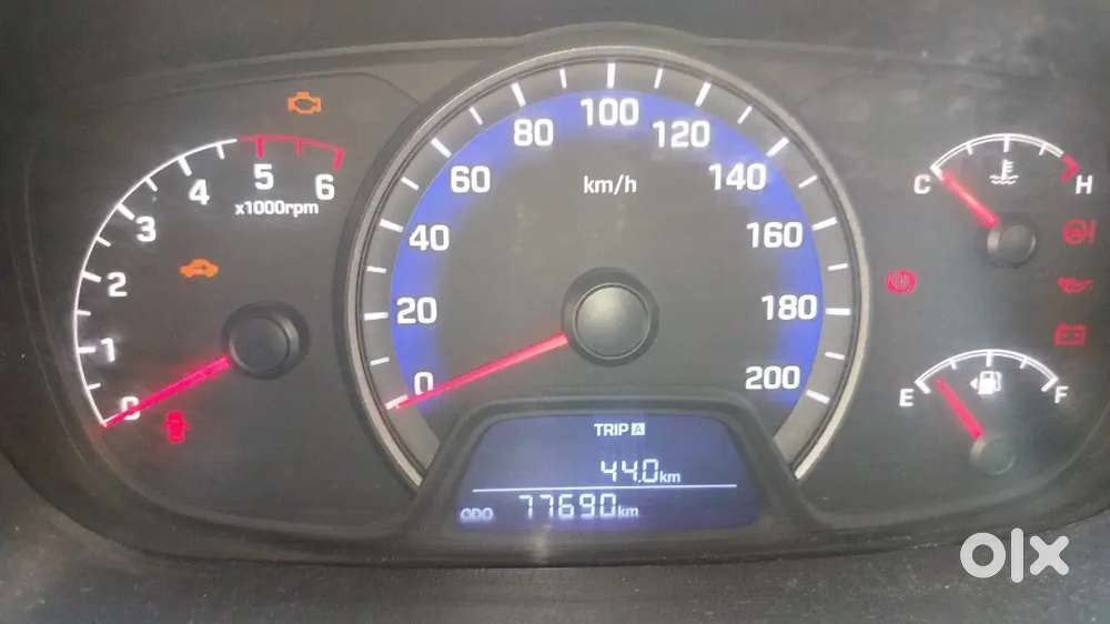 Hyundai Xcent Crdi Prime T Diesel 2018  77,690 Km  ₹4,00,000