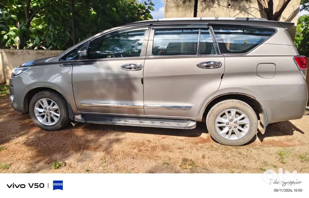 Toyota Innova Crysta 2023