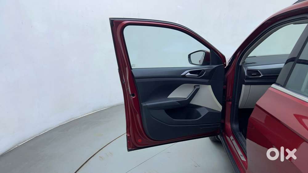 Volkswagen Taigun Topline 1.0 Tsi At (electric Seats), 2022, Petrol