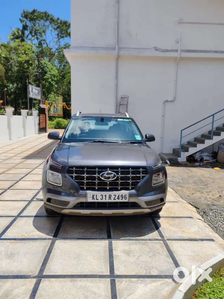 Hyundai Venue Mt Petrol 2022