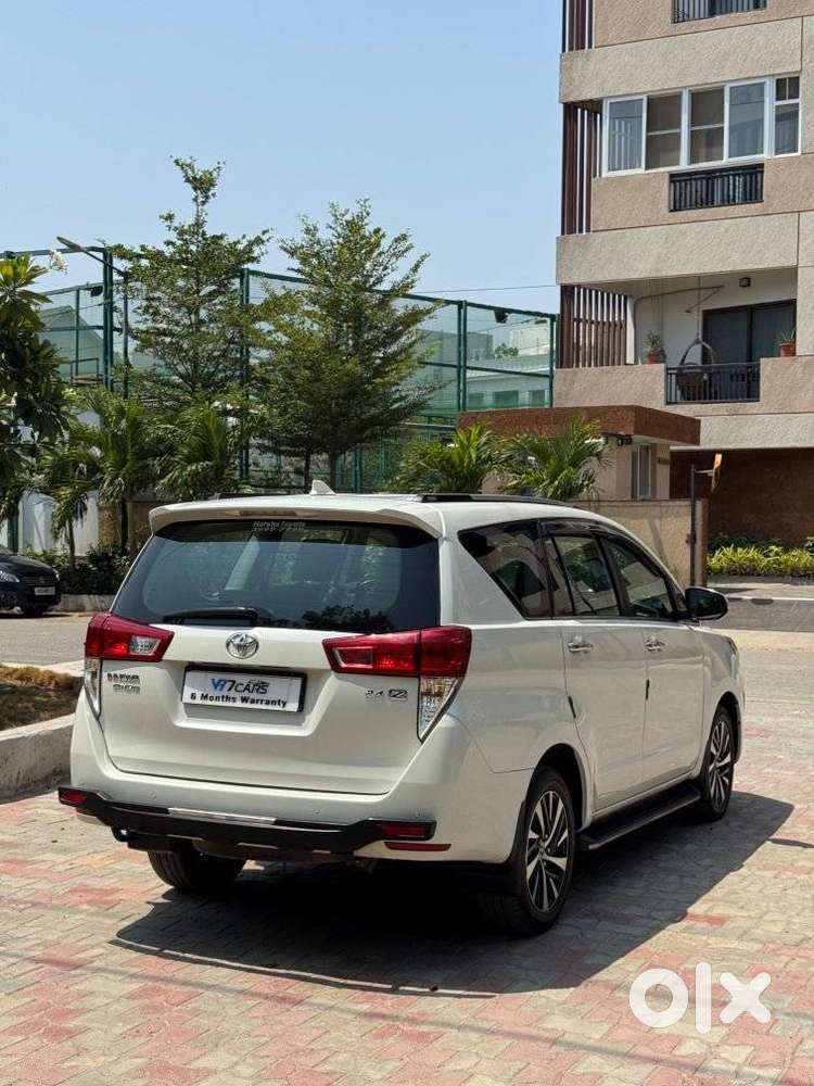 Toyota Innova Crysta [2020-ongoing] 2.4 Zx At 7 Str, 2022, Diesel