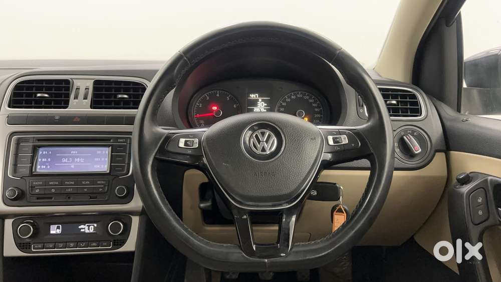 Volkswagen Polo 2009-2013 Petrol Highline 1.2l, 2015, Petrol