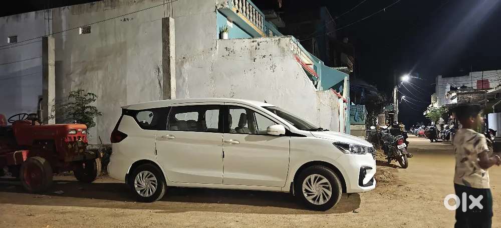 Maruti Suzuki Ertiga Vxi 2026