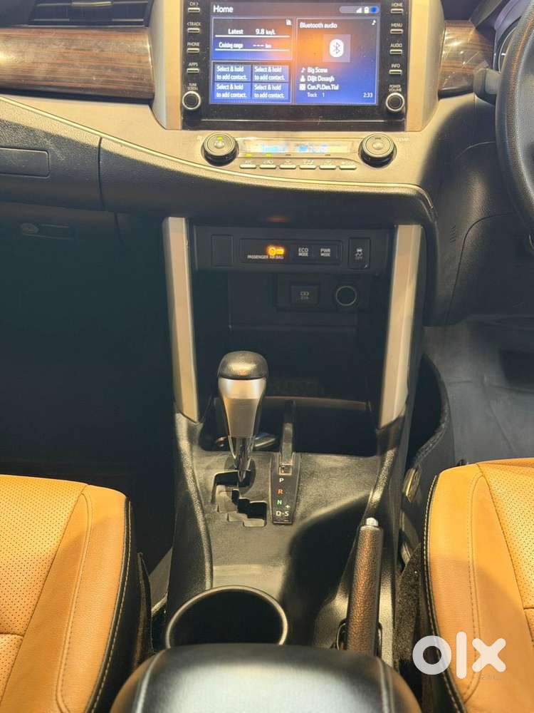 Toyota Innova Crysta 2.8 Zx At 7 Seater, 2021, Diesel