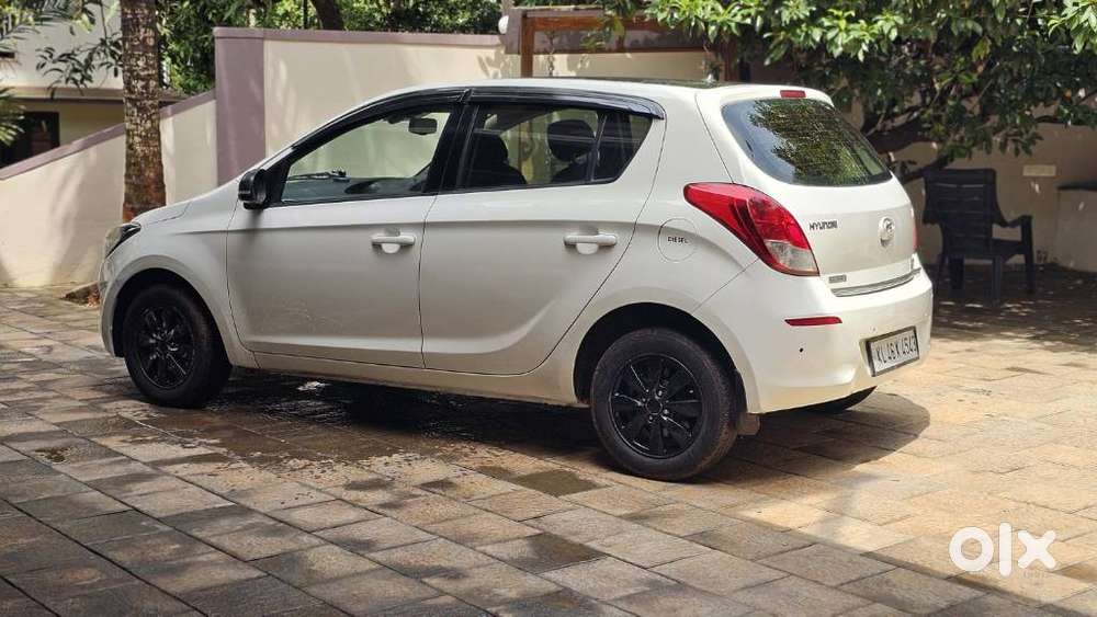 Hyundai I20 Sportz At 1.4, 2014, Diesel