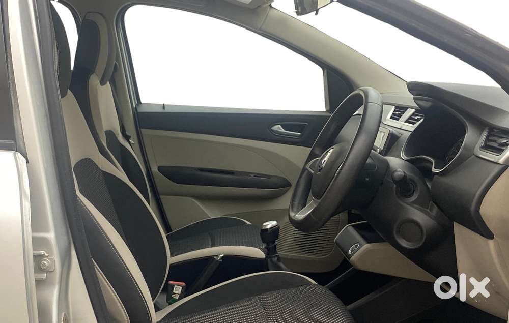 Renault Triber Rxz, 2019, Petrol