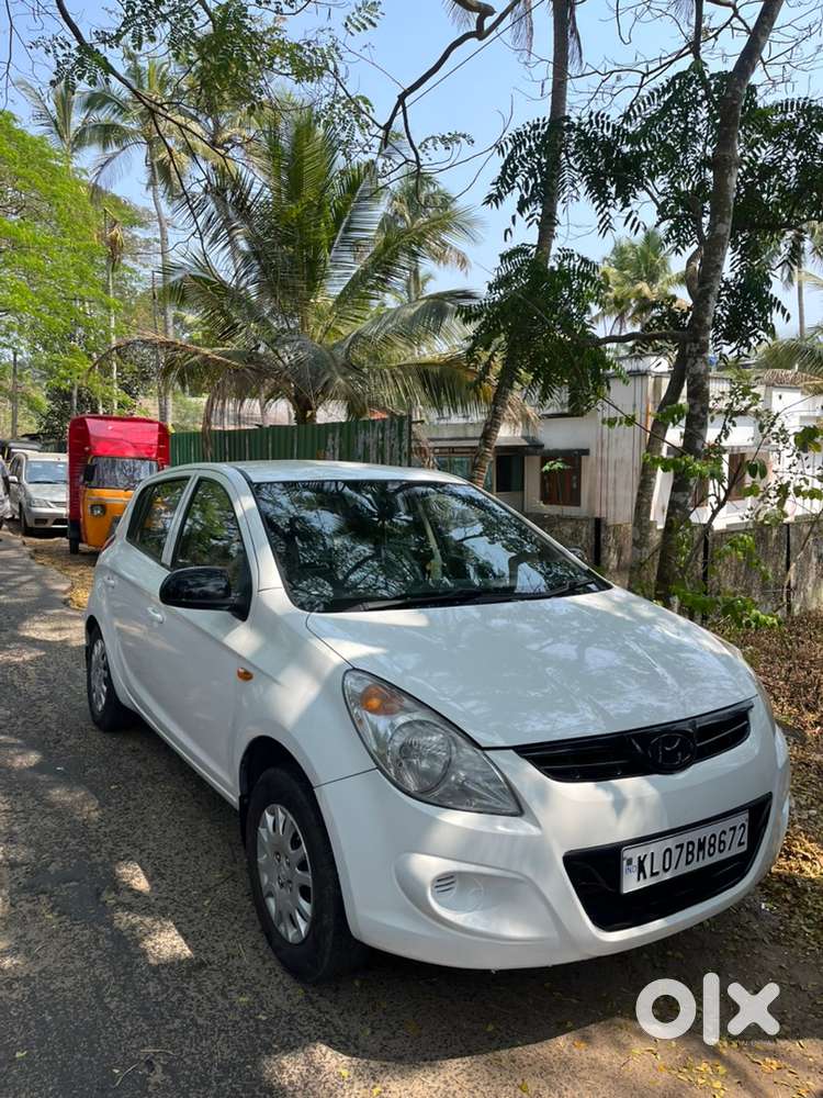 Hyundai I20 2010 Petrol Well Maintained