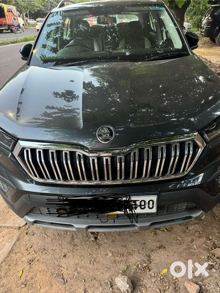 Chandigarh Number Black Skoda Kushaq 2025 Petrol 12261 Km Driven