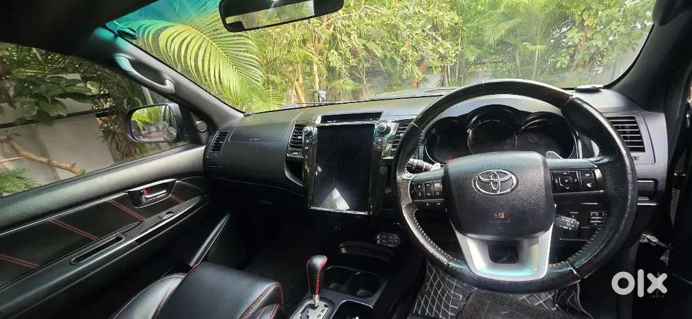 2012 Automatic Toyota Fortuner