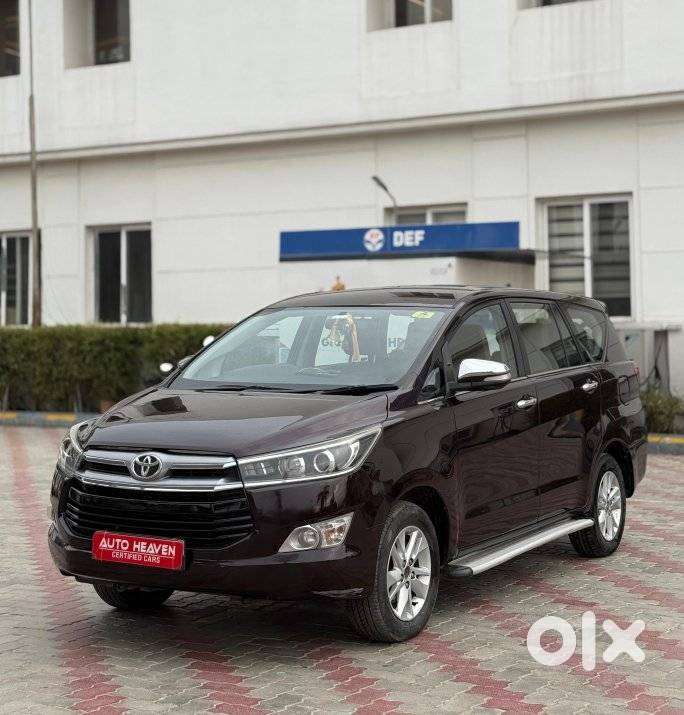 Toyota Innova Crysta 2.8 Z, 2016, Diesel