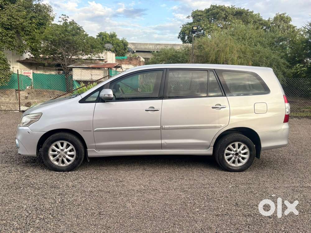 Toyota Innova Diesel 2012