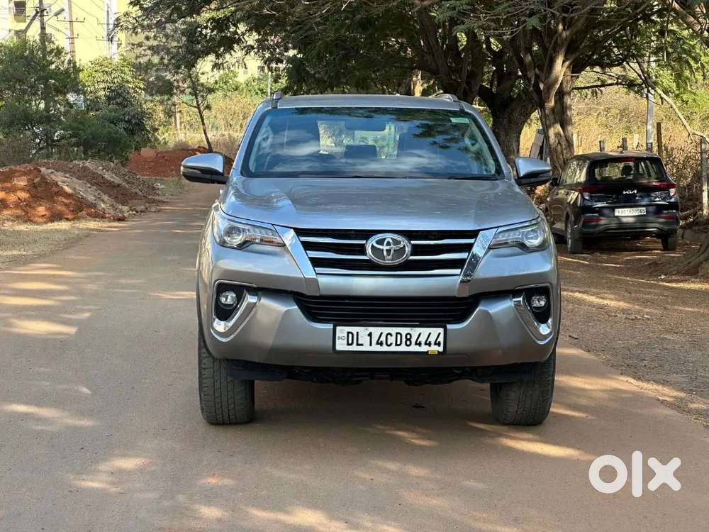 Toyota Fortuner 2018 Diesel 91000 Km Driven With Service Record