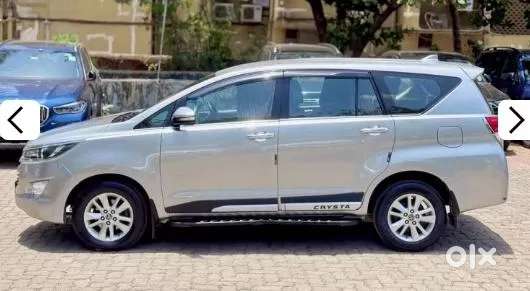 Toyota Innova Crysta 2.4 V 7 Str, 2016, Diesel