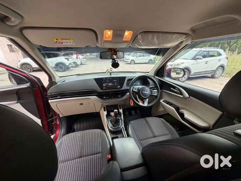 Kia Carens 1.4 Prestige 7 Str, 2022, Petrol