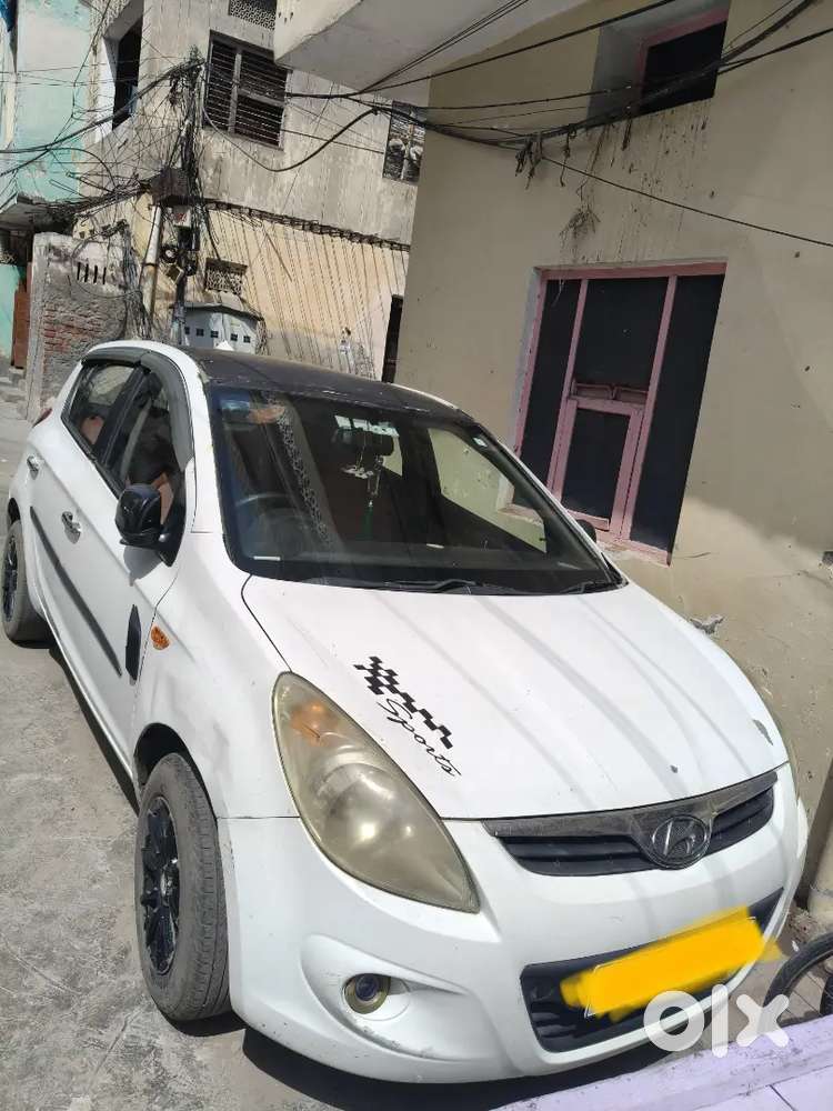 Hyundai New I20 2010 Petrol 80000 Km Driven