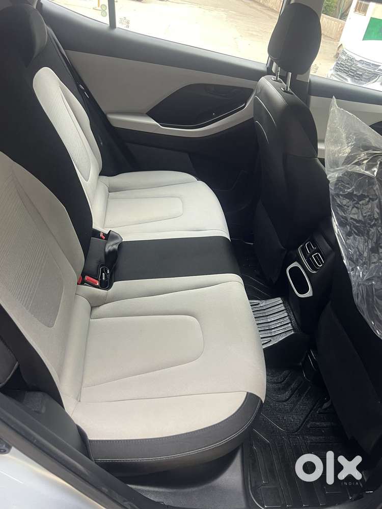 Hyundai Creta 1.6 E Plus, 2022, Petrol