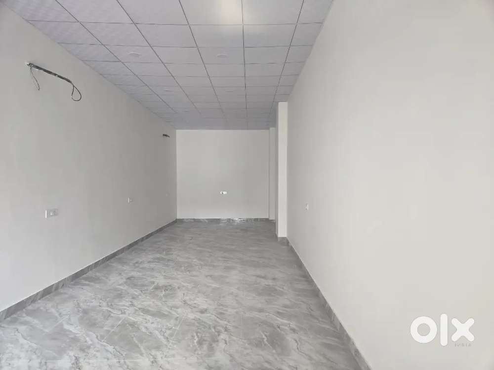 OFFICE SPACE 500 SQ.FEET READY TO MOVE WITH PARKING, PANTRY, WASHROOM