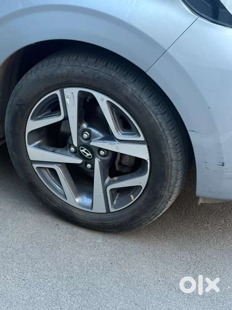 Hyundai Aura [2023-ongoing] 1.2 Sx (o) Manual, 2024, Petrol