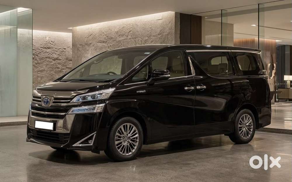 Toyota Vellfire 2.5 Executive Lounge, 2020, Petrol