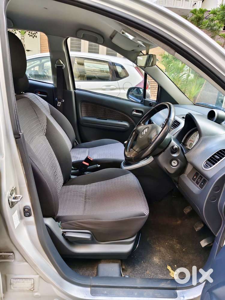 Maruti Suzuki Ritz Vxi, 2013, Petrol