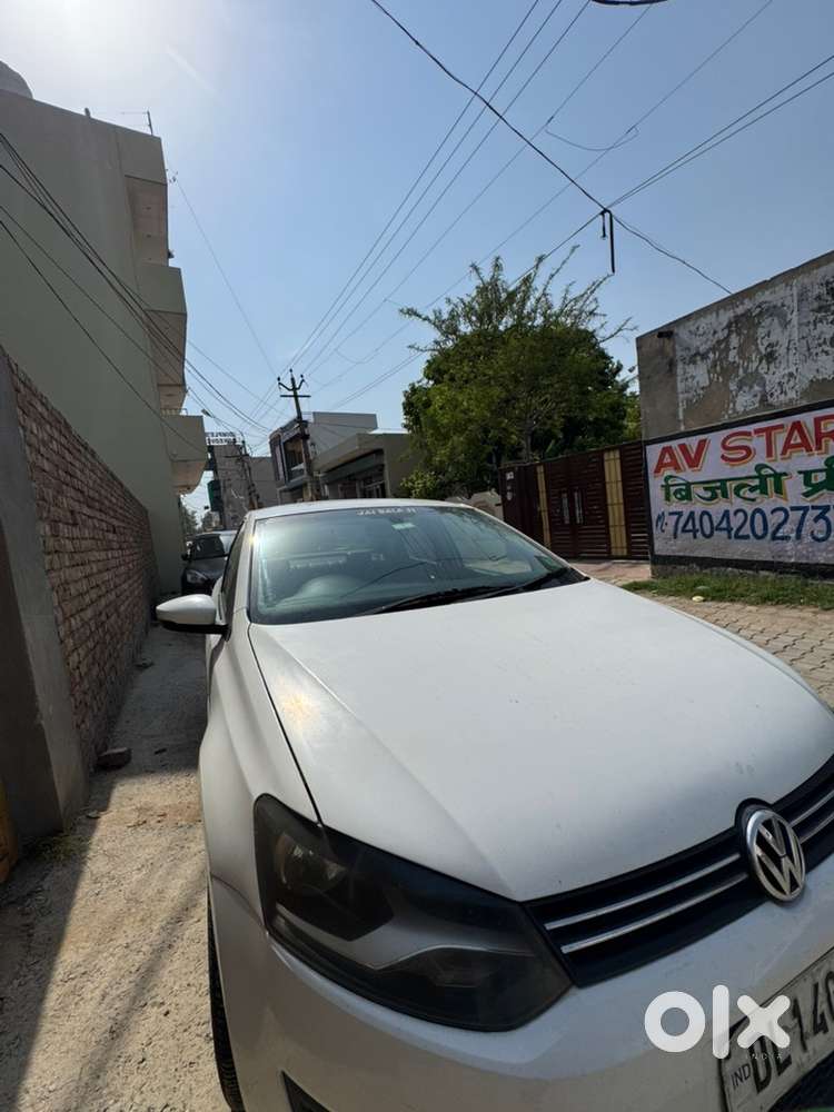 Volkswagen Ameo Petrol 2016