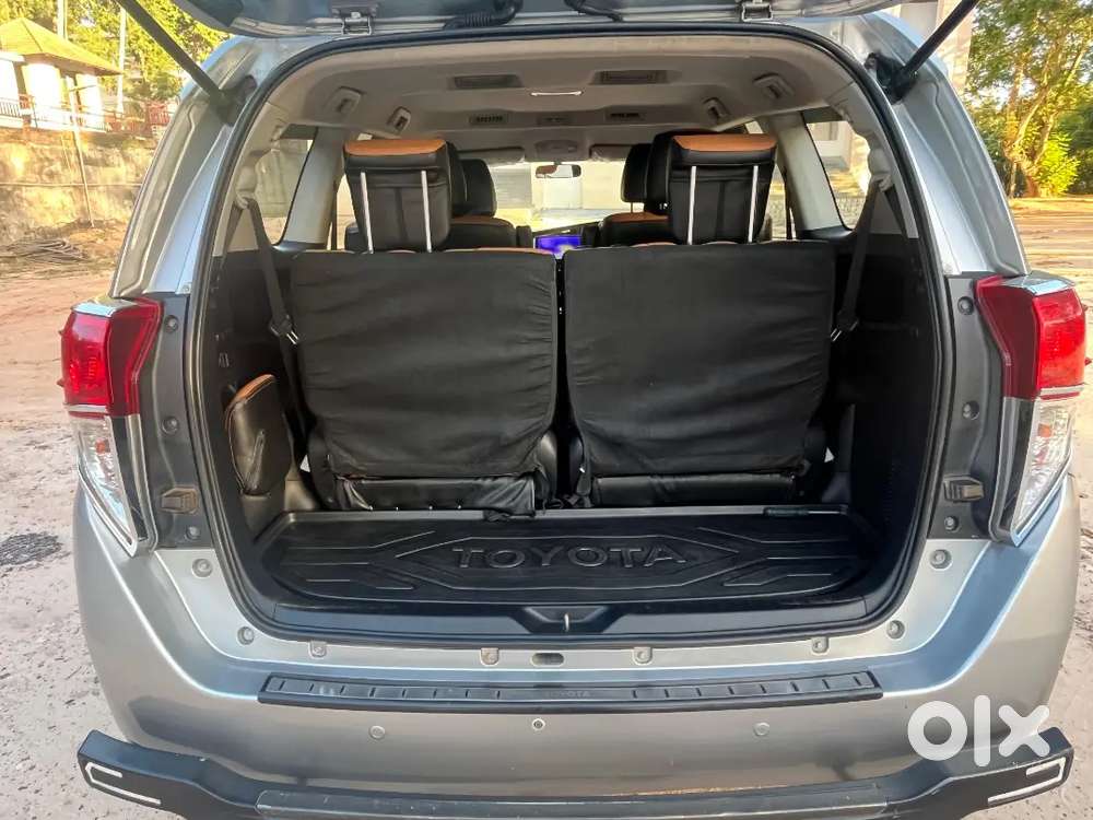 Toyota Innova Crysta 2018 Diesel Manual, Showroom Condition.