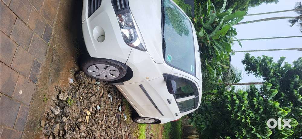 Maruti Suzuki Celerio Vxi 2014