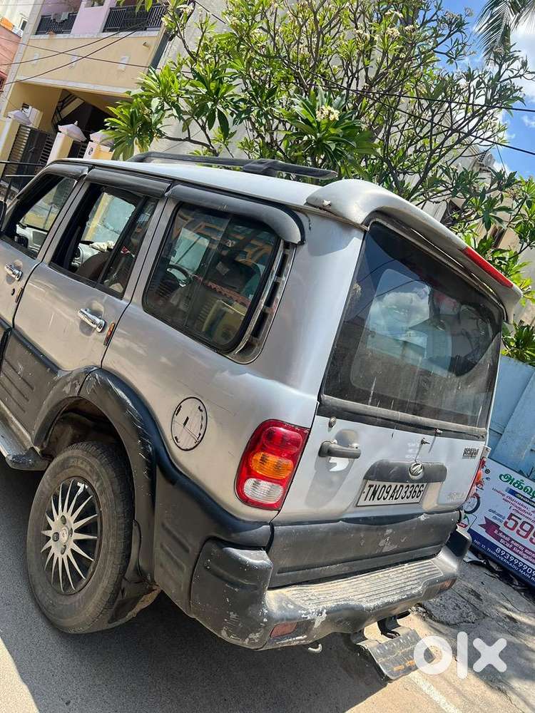 Mahindra Scorpio 2003