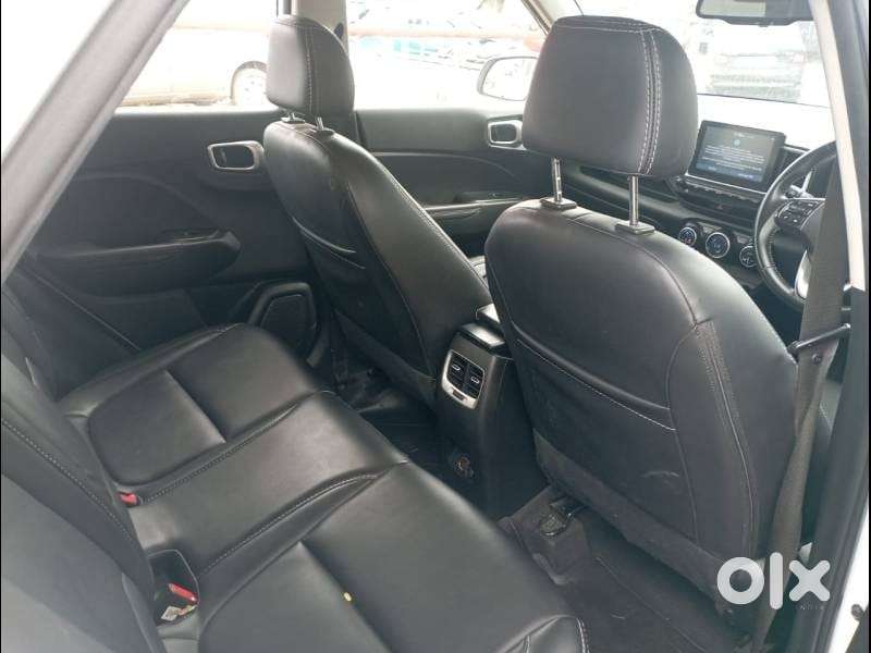 Hyundai Venue S Turbo, 2020, Petrol