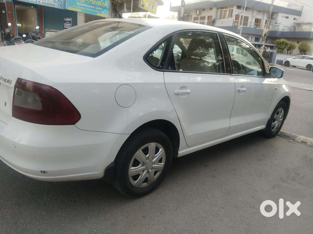 Skoda Rapid 2013-2016 1.5 Tdi At Ambition With Alloy Wheel, 2014, Di..