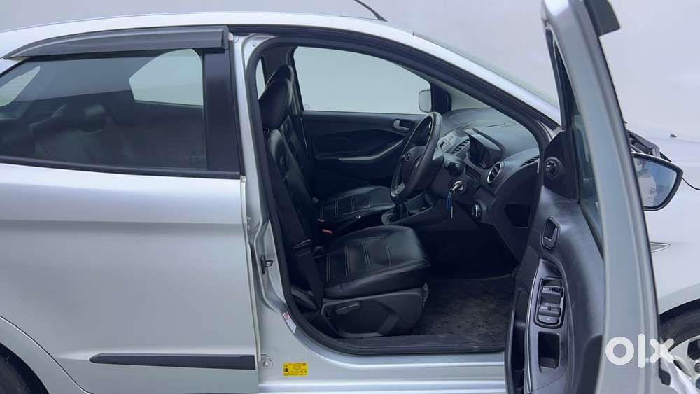 Ford Figo Petrol Titanium, 2016, Petrol