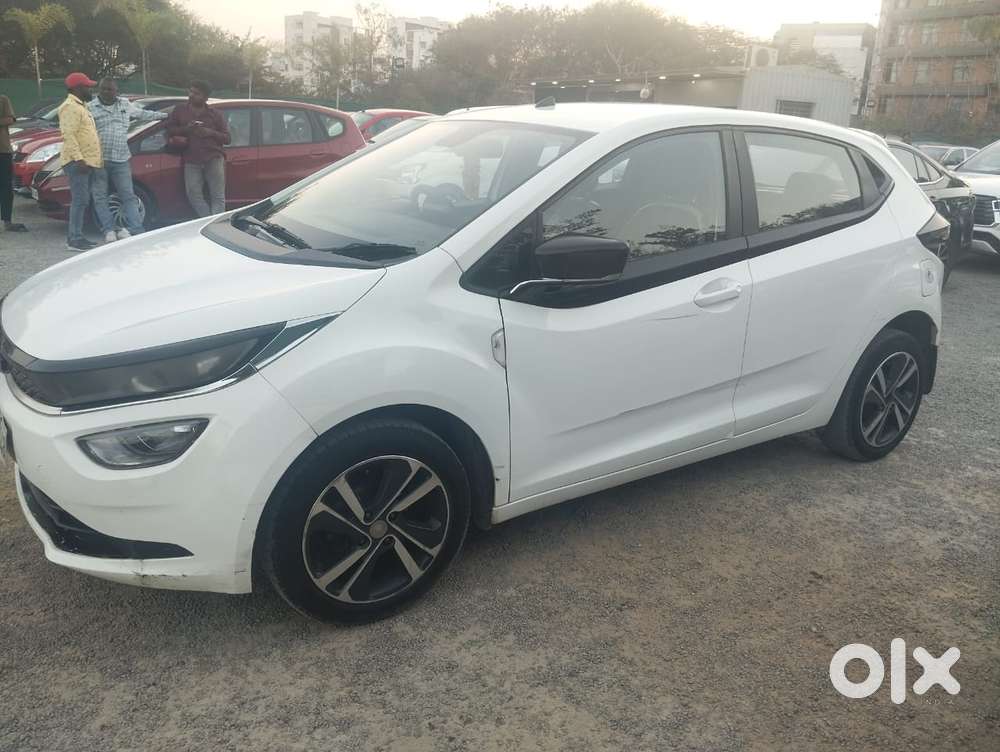 Tata Altroz Xz, 2022, Petrol