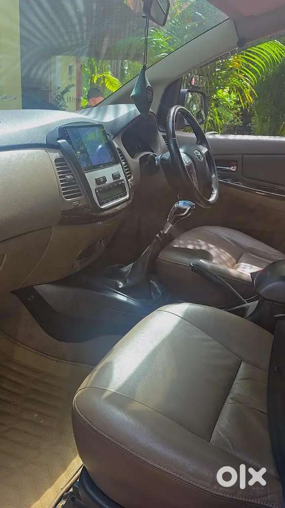 Toyota Innova 2.5 Diesel 7-seater 2015