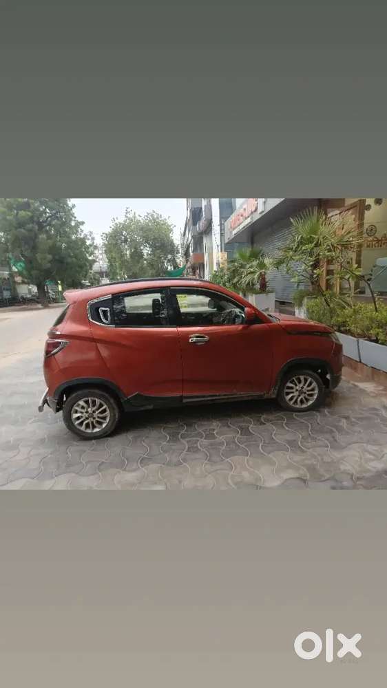Mahindra Kuv 100 2017 Diesel 100000 Km Driven