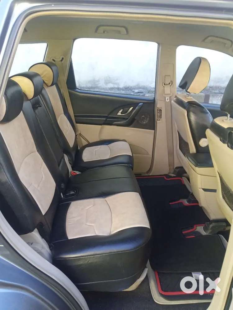 Mahindra Xuv500 2015