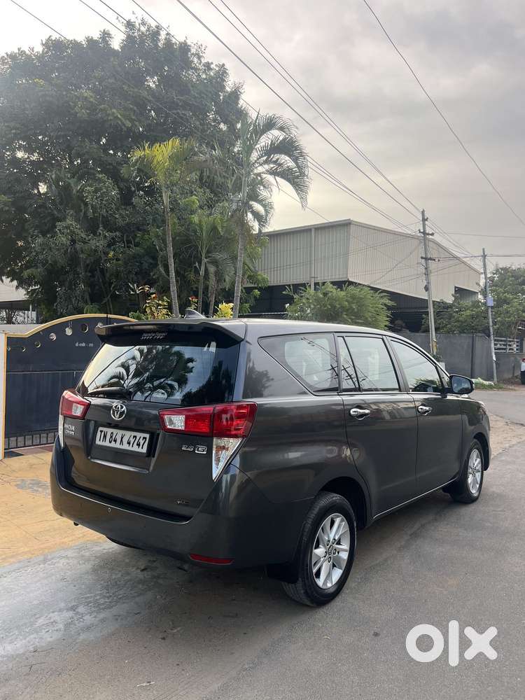 Toyota Innova Crysta 2.8 Gx At 8 Seater, 2018, Diesel