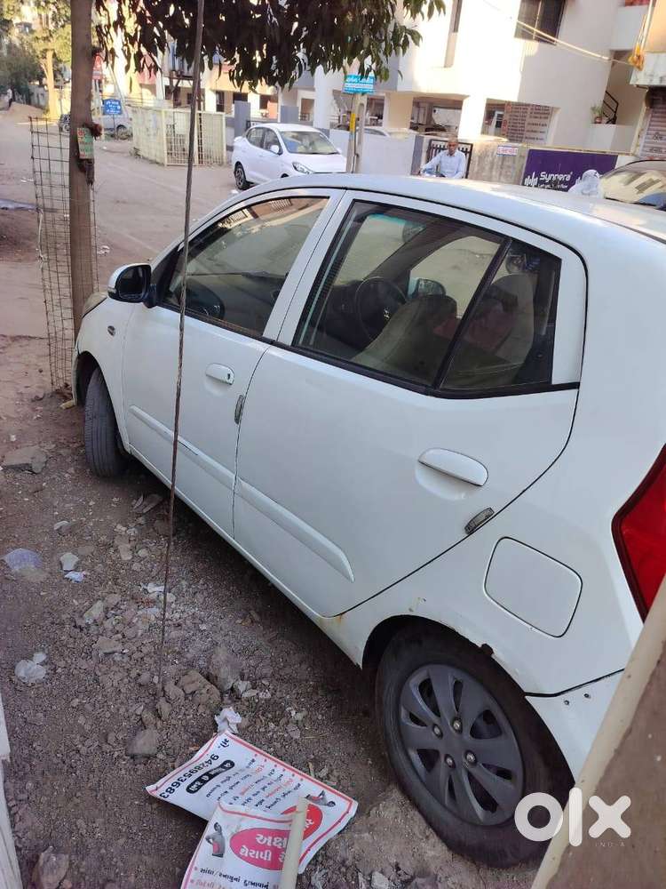Hyundai I10 Sportz 2011