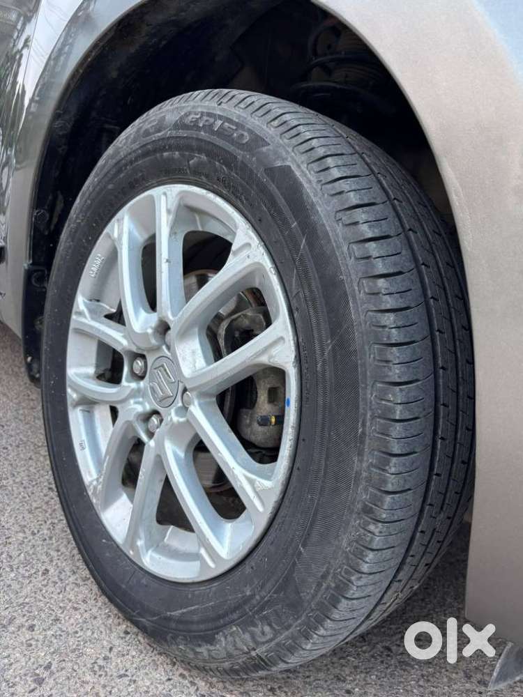 Maruti Suzuki Swift 1.3 Zxi, 2022, Petrol