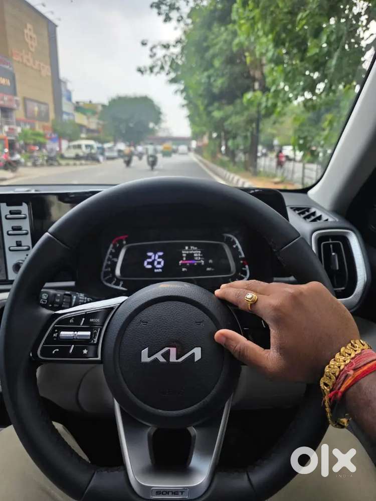 Kia Sonet 2026 Petrol Well Maintained