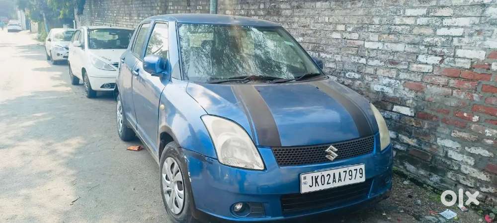 Swift Maruti Suzuki 2005 Petrol 85000 Km