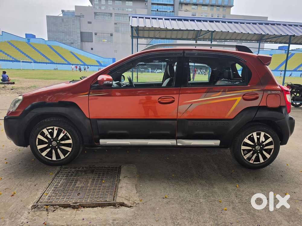 Toyota Etios Cross 1.2l G, 2014, Petrol